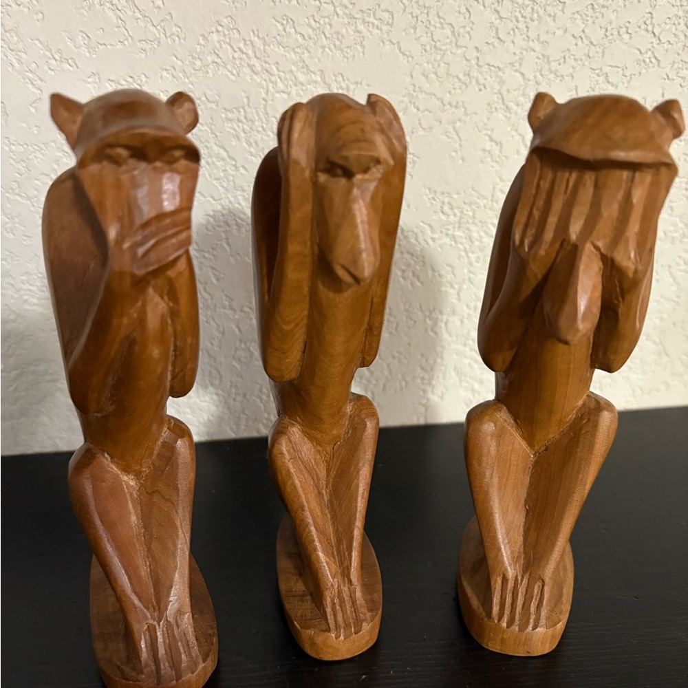 A Set Of Three Hand Carved Wooden Monkeys - See, Hear, Speak No Evil  Figurines